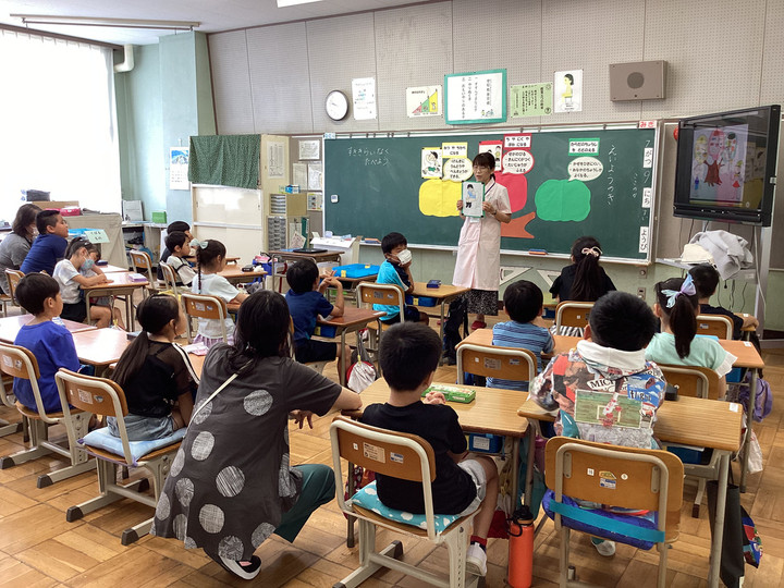 E6c08eb9347c47fab17cb9e8c63a6042