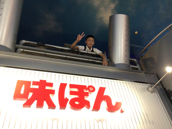 090947d6b5f943ce88f1ec48158231e2