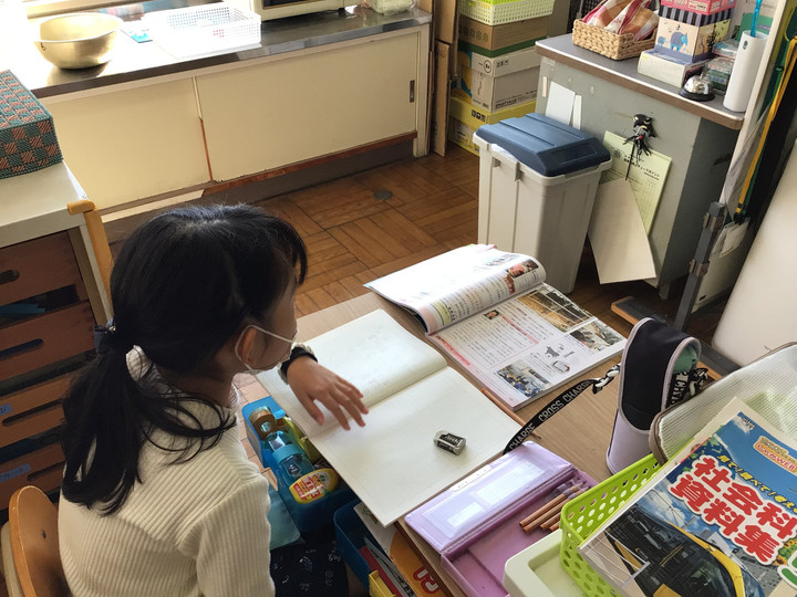 5c01d8fb13684d56bd9f3c70f76b52e3