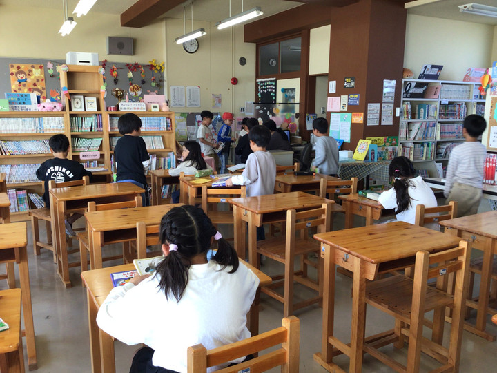 9c752965bb024295bedb7b48e56e574c