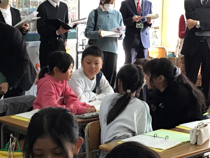 2f2b0a28ef7e4daf91cd3d63de5dee4f