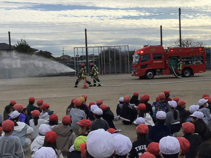 90f9b5899b08400f8295fdd95f4b6164