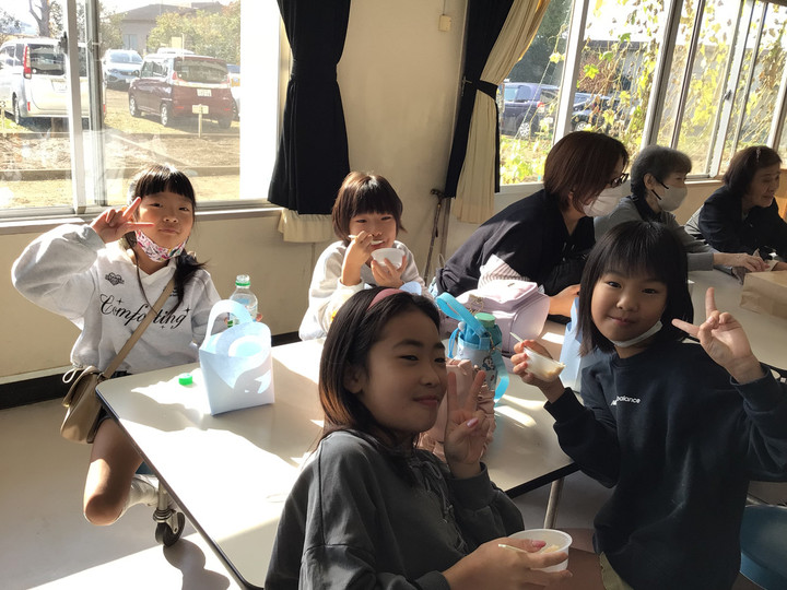 1145ee6ad95f4e1380d05b4c8102d6ba